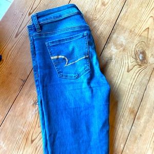 American Eagle Hi-Rise Jeggings!